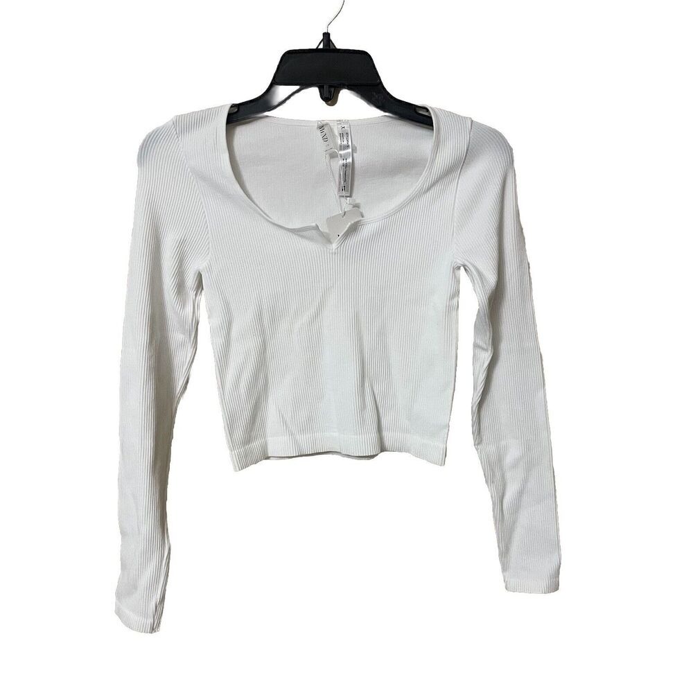 Anwnd White Ribbed Long Sleeve Crop Top Scoop Neck Notch Style 5472 Size S/M NEW
